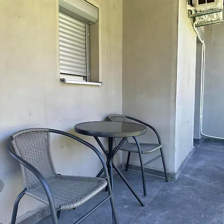 Vrbas With Private - Apartman *